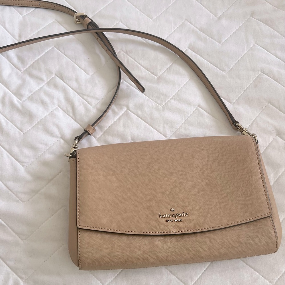 Kate Spade Crossbody ♠️